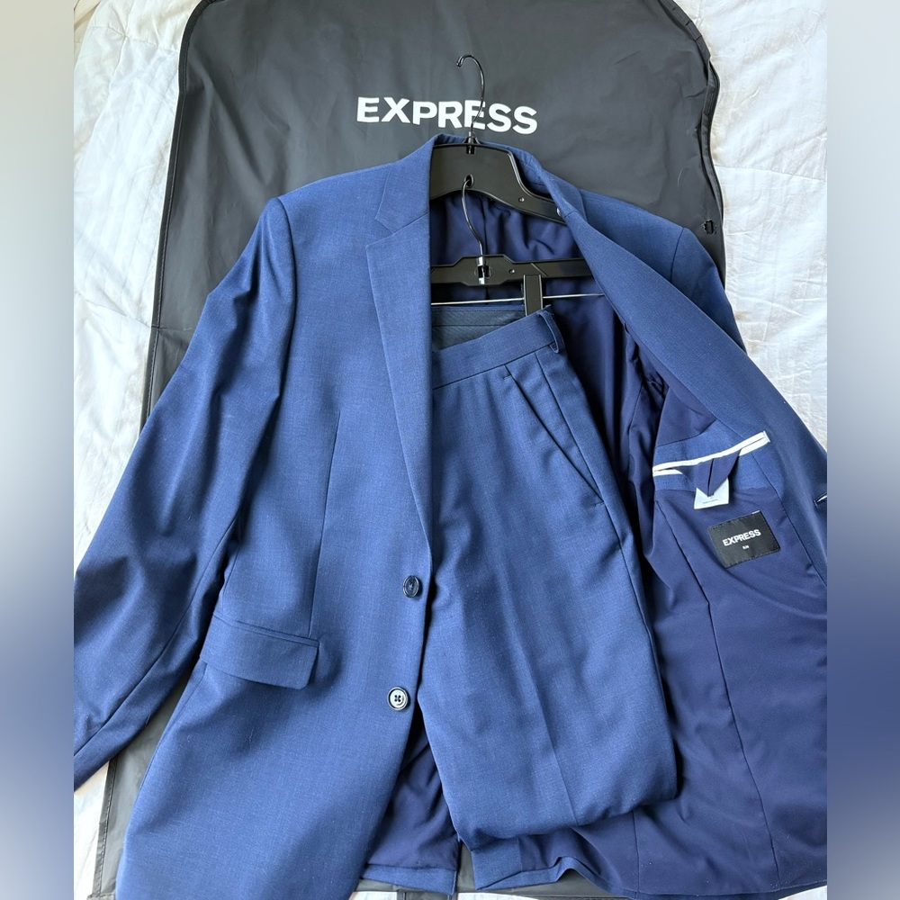 Express Men's Navy Suit Set